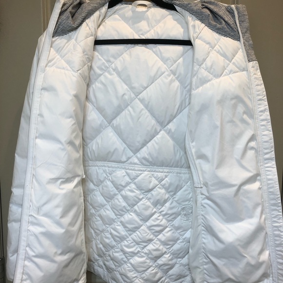 Lululemon white goose down puffer jacket - Picture 3 of 4